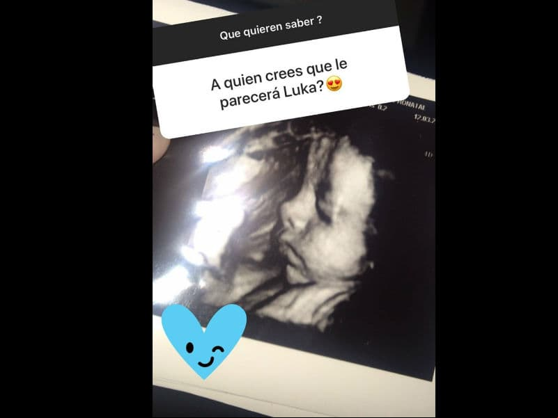 La actriz compartió la imagen, cuando le cuestionaron a quién creía que se parecerá su hijo Luka