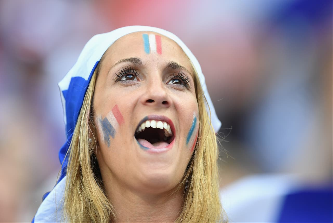 Ellas dieron el toque bello en la final Portugal vs. Francia durante la Eurocopa 2016.
