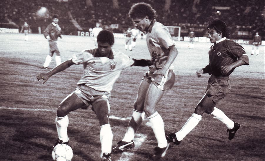 Confunden a Romario con Pelé