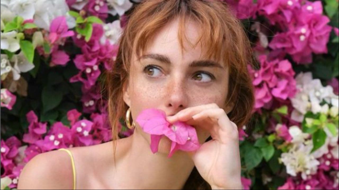 Natalia Téllez presume foto de niña y muestra cuánto ha cambiado