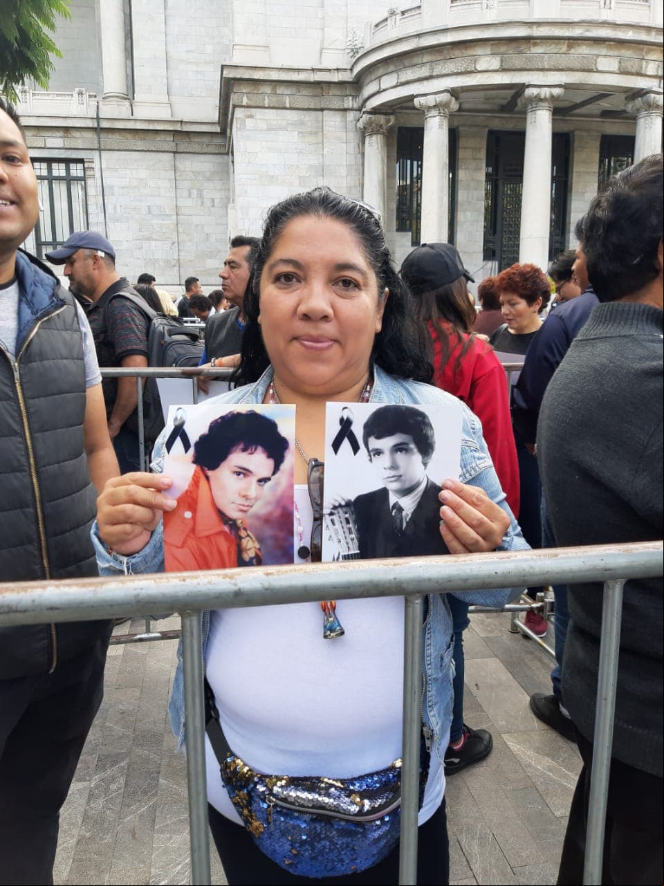 María Esther García Núñez, fan de José José