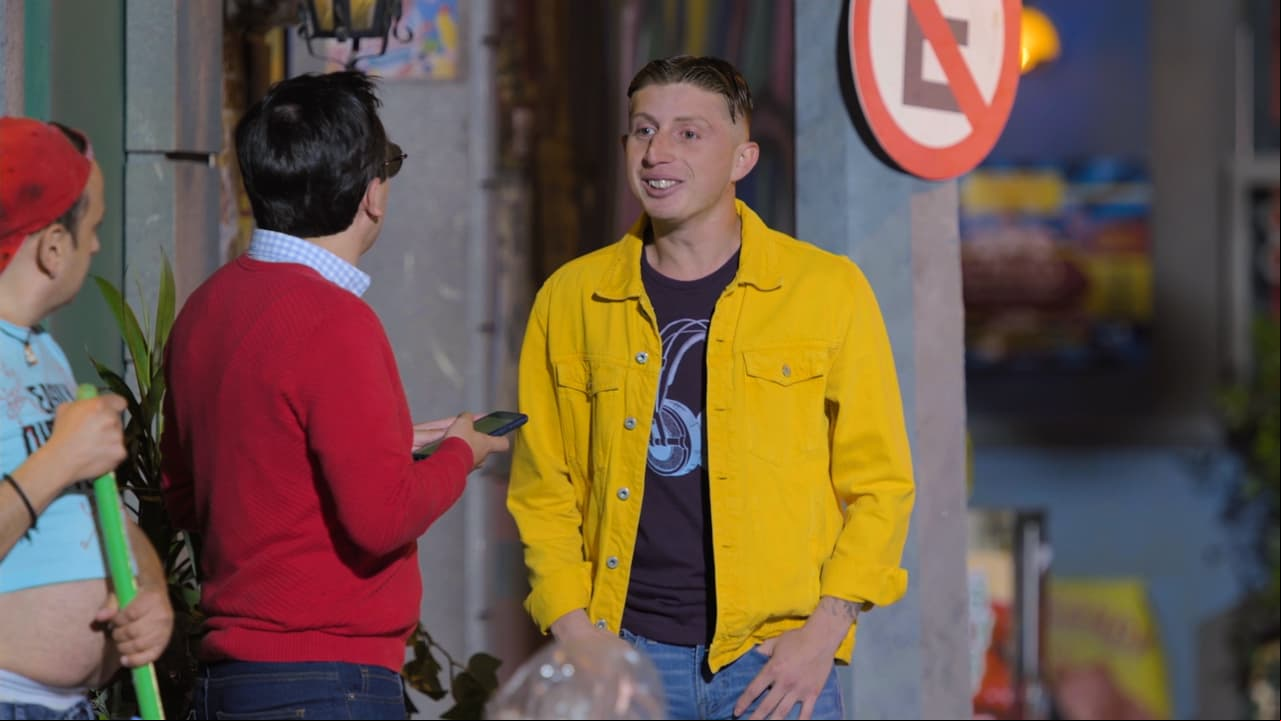 'Benito' se encontró con 'Miguelito' en la calle, afuera del edificio de 'Vecinos', cuando éste se dirigía a un casting.