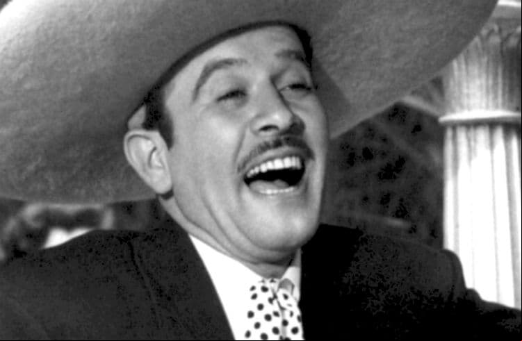 Hija de Pedro Infante amenaza con demandar a Netflix