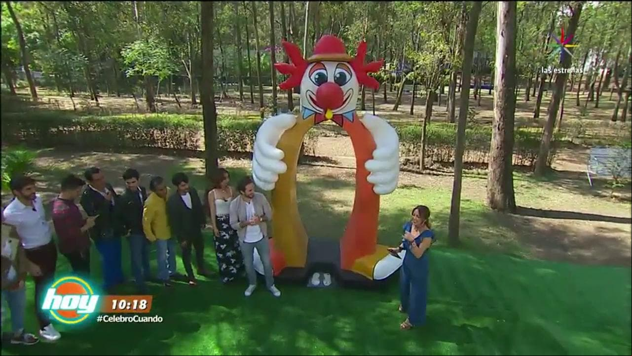CON ESTILO Y MUCHA DIVERSIÓN... ¡SE LOS CARGÓ EL PAYASO!