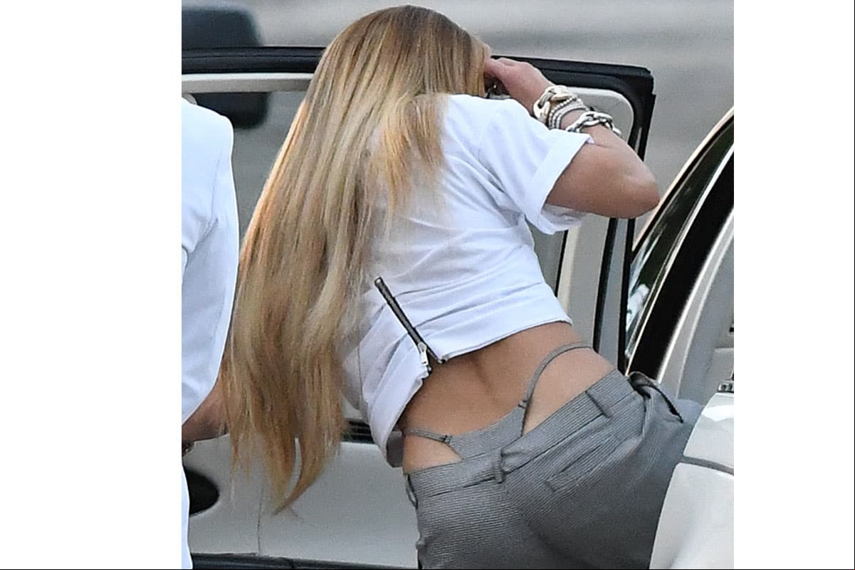 Jennifer Lopez luce este atuendo para su próximo proyecto musical
