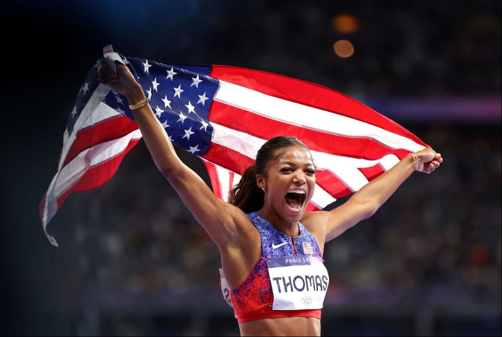 Gabby Thomas y Cole Hocker 'se roban' los 200m y 1500m en Paris 2024