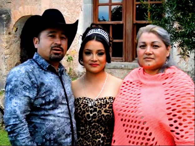 En 2006, Rubí Ibarra se convirtió en un fenómeno viral con sus XV años