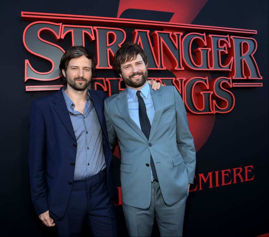 “… Todos los involucrados están increíblemente orgullosos de los resultados y estamos ansiosos por compartirlo con ustedes”, escribieron los hermanos Duffer.