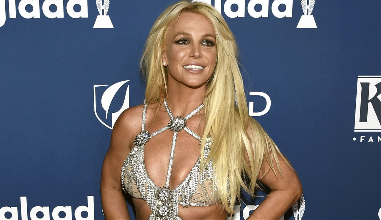 Aseguran que Britney Spears lanzará disco pronto con explosivo dueto con rubia