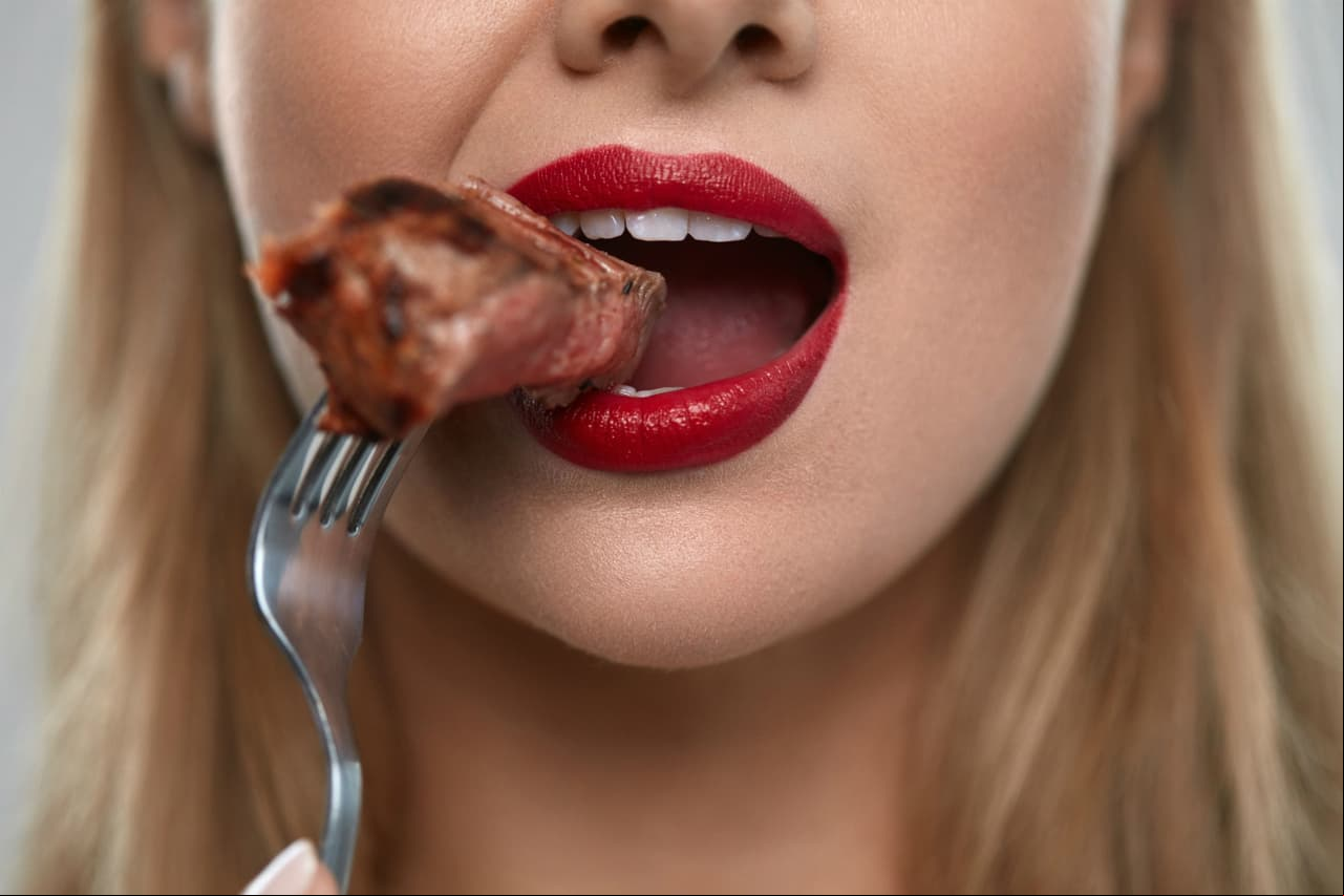 3. Licina. La encuentras en la carne roja, huevo, quesos y sardinas.