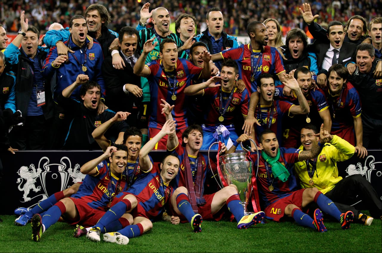Mayo 2011: Barcelona 3-1 Manchester United.- El Barcelona destruyó al United en plena Final de la Champions League 2011 en Wembley donde el club español levantó su cuarta ‘orejona’ de la historia con anotaciones de Pedro, Messi y Villa, nulificando el intento de revancha de los ingleses por su caída en 2009.