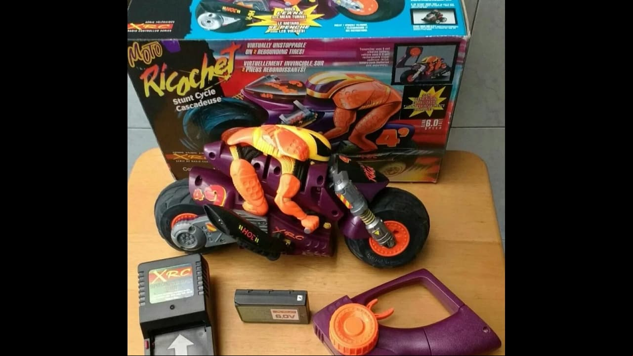 Moto Ricochet. No había nada más divertido para los chicos que tener el control de este juguete.