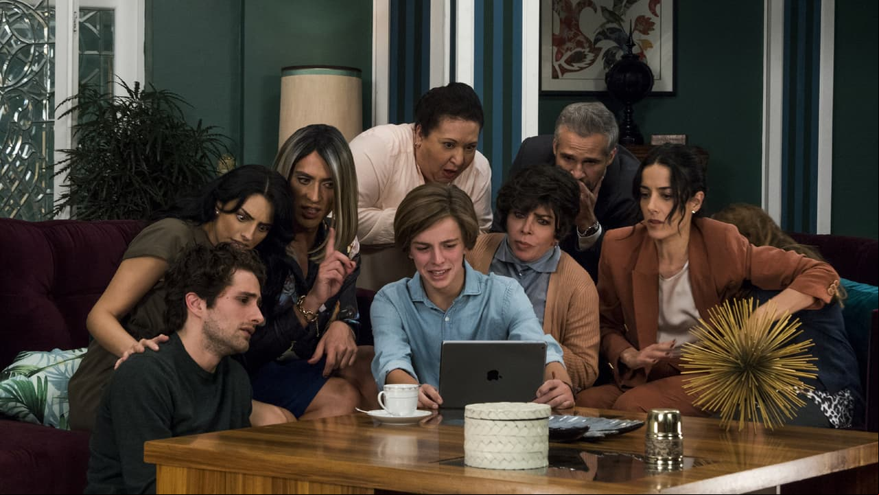 ‘La casa de las flores’ inicia grabaciones de segunda temporada en España