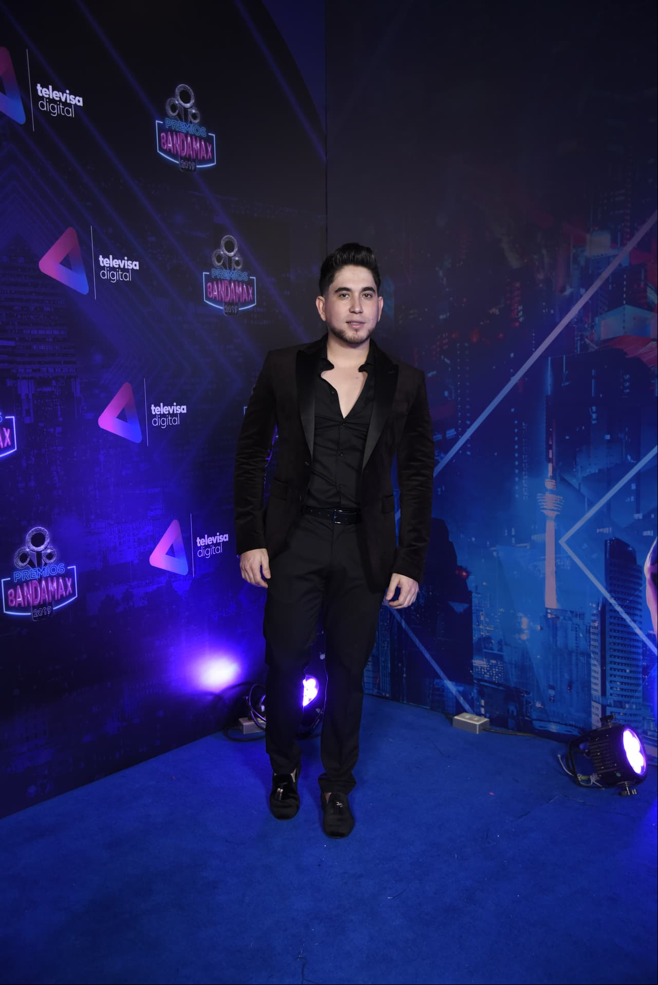 El Bebeto asegura estar agradecido con el público por tener como su canción favorita "Que te duela más que a mí".