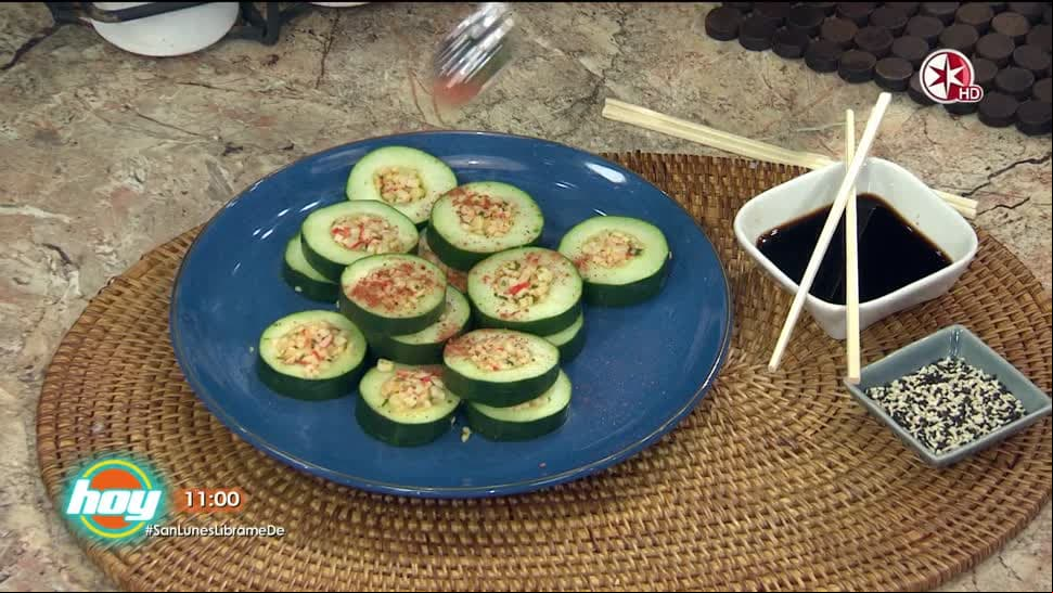 Rollos de sushi de pepino con el Chef Oropeza