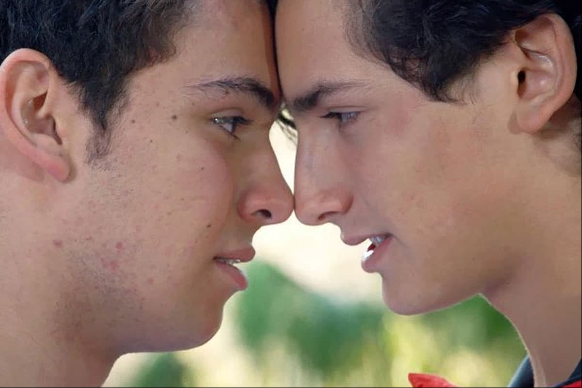 Fans de Aristemo se enojan al ver que aún no hay beso entre los personajes