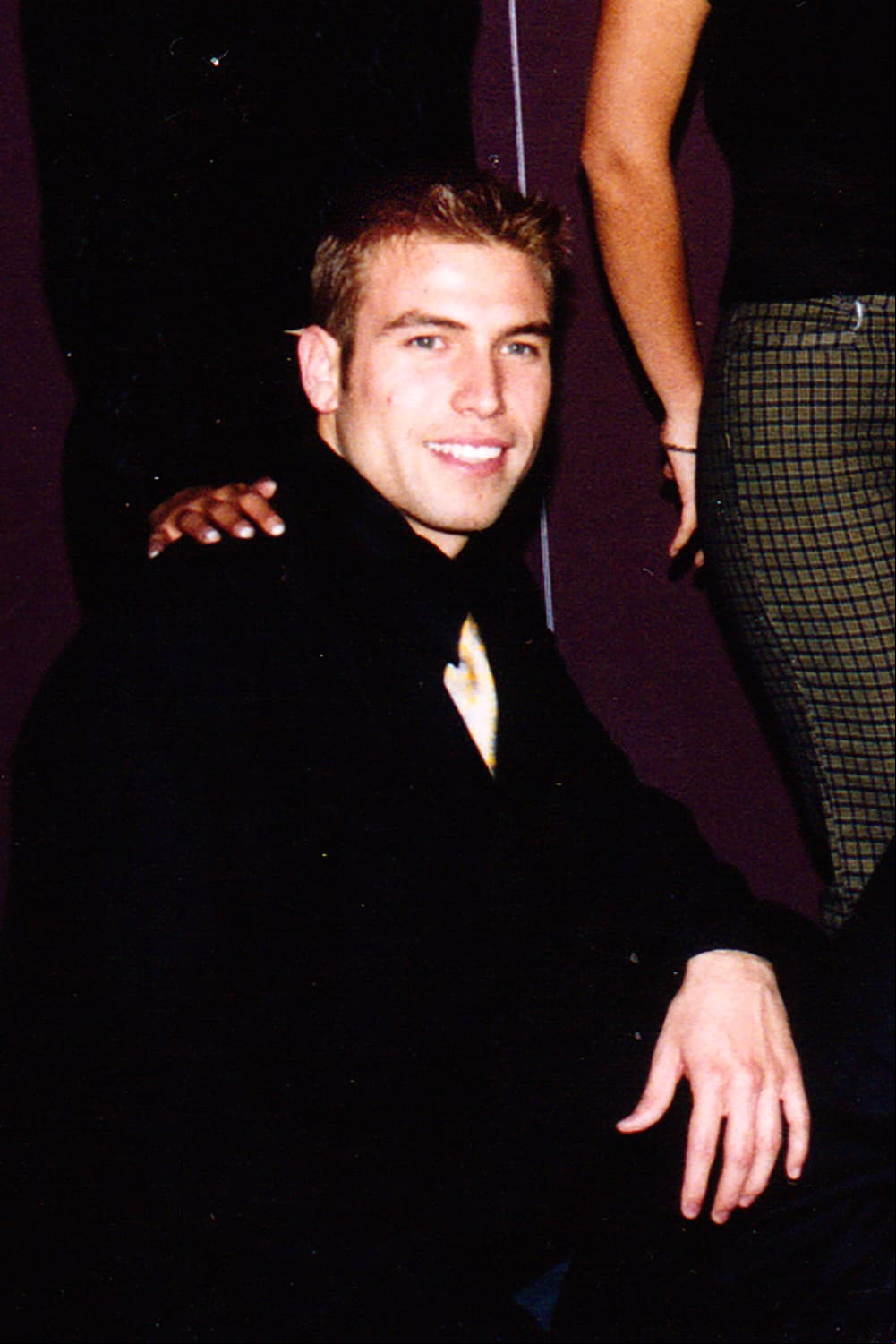 Jorge Rafael Amaya Núñez nació el 28 de febrero de 1977 en Hermosillo, Sonora.