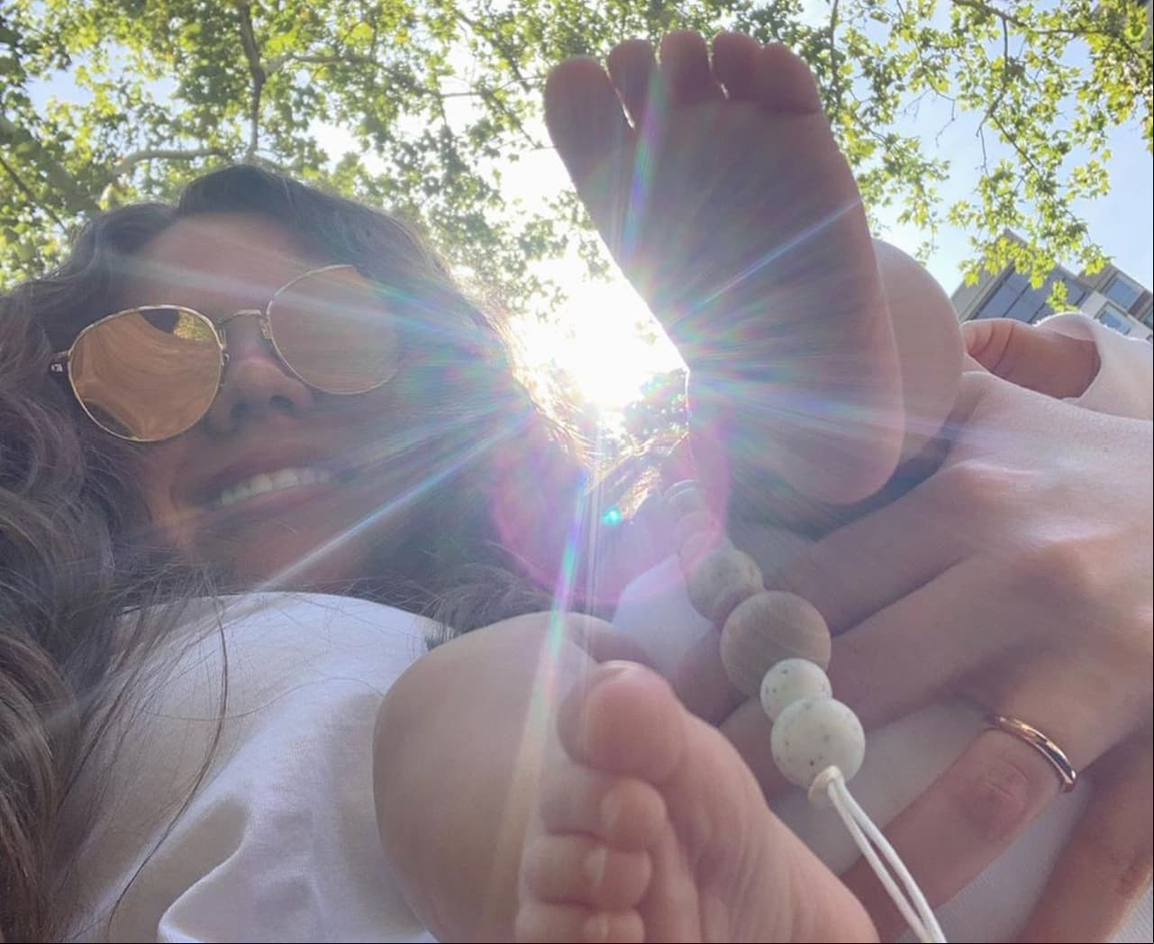 Joy Huerta muestra que su hija Noah ya dice mamá