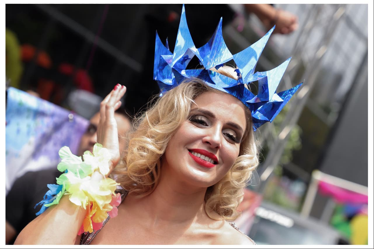 Malillany Marín festejó su coronación en la marcha del orgullo gay y dijo sentirse feliz por este reconocimiento; además pidió ser: “incluyentes, tolerantes, respetuosos y amorosos".