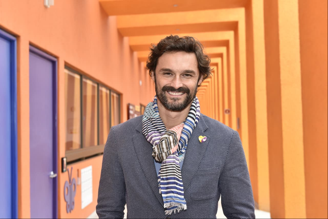 Yago visita el Centro de Autismo Teletón