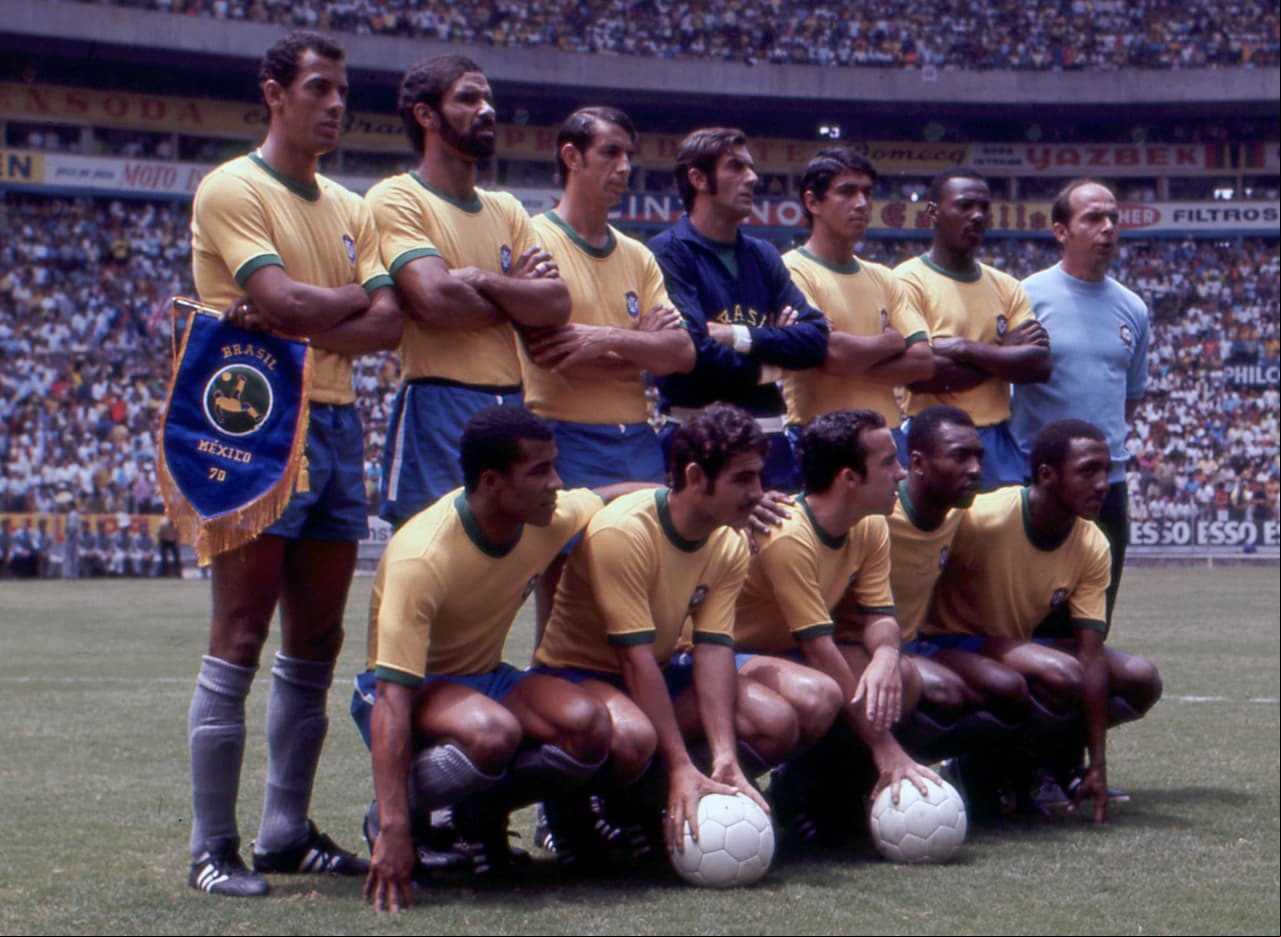Cómo alineaba la Brasil de Pelé de 1970 que tenía cinco jugadores número 10 y salió campeona en el Estadio Azteca.