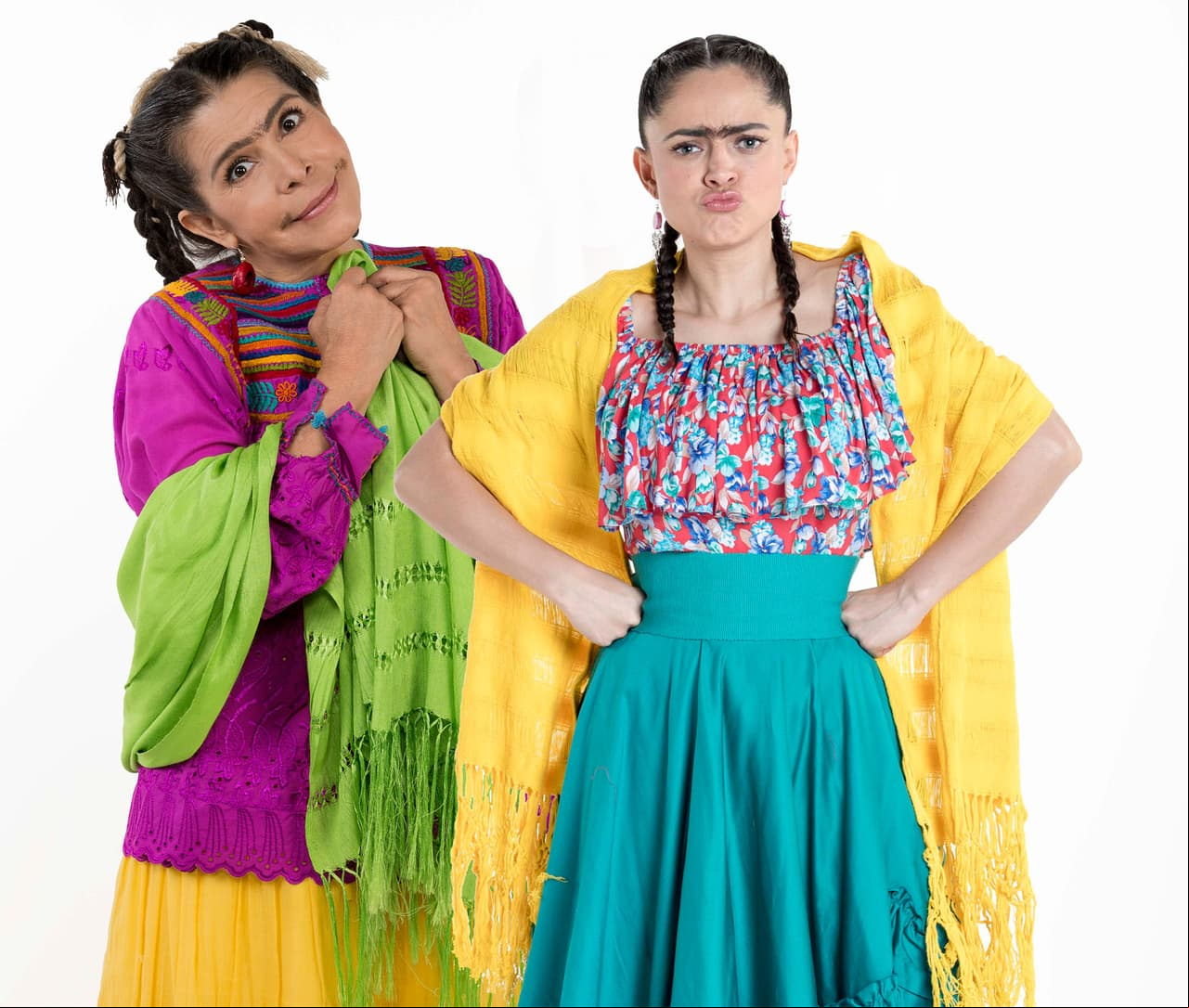 9. TECLA O JACINTA
<br>
<br>Dependiendo de tu estilo sólo necesitas una falda larga, una blusa típica, un reboso, peinarte de trencitas y maquillarte o ponerte un aplique de ceja.
