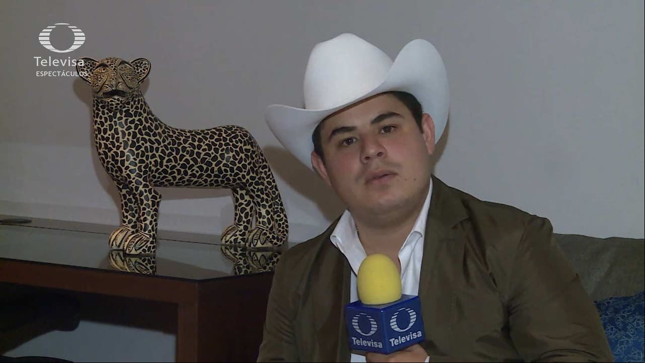 Alfredo Olivas rinde homenaje a la muerte con su nuevo tema