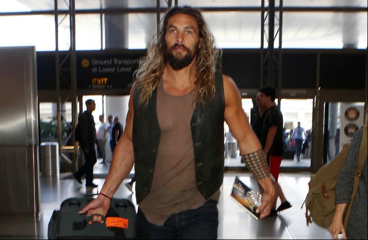 Jason Momoa se casa en secreto con Lisa Bonet