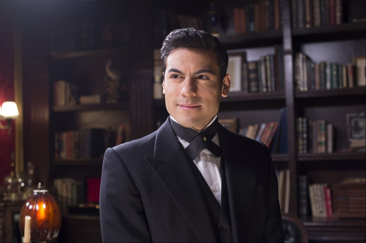 ‘El hotel de los secretos’ con Carlos Rivera y otras series que solo verás en blim tv