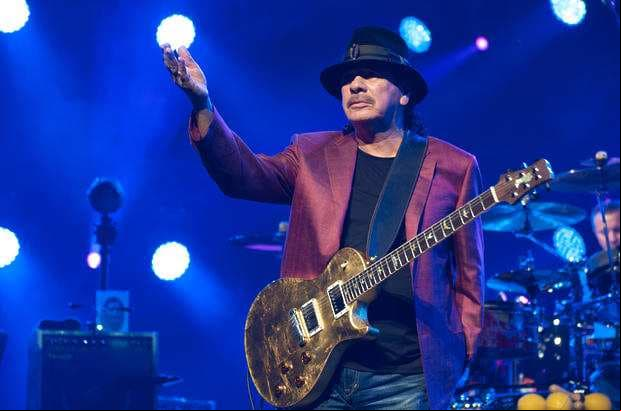 Carlos Santana se presentó por primera vez en el Vive Latino 2019
