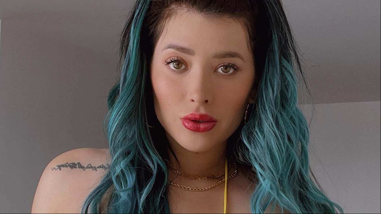 Brenda Zambrano de Acapulco Shore sufre fuertes críticas por quitarse implantes y así los enfrenta