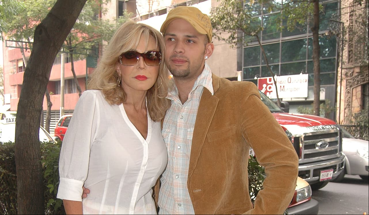 Merle Uribe y su hijo Héctor Tapia