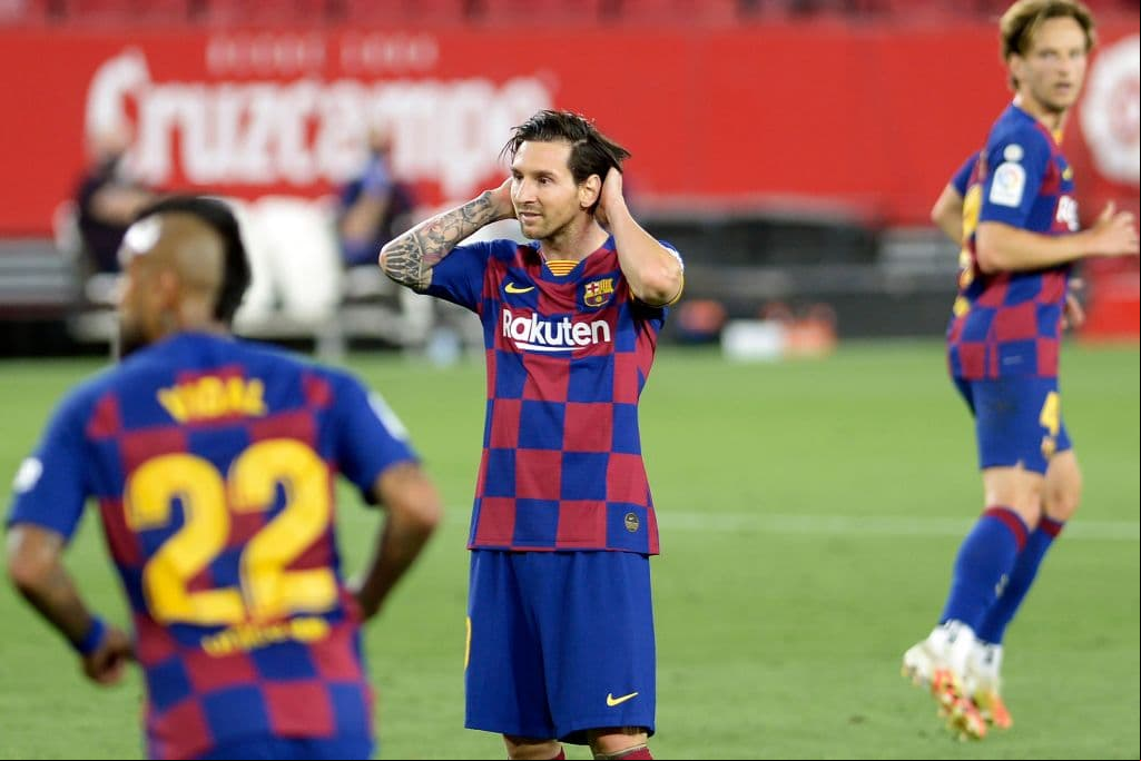 El astro argentino ha conseguido la histórica marca de seis Balones de Oro, además de presumir una magia que nunca había sido vista.
<br>