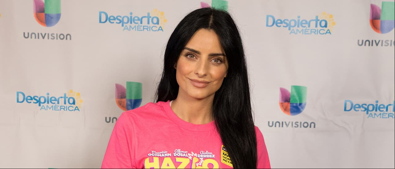Aislinn Derbez luce su abdomen plano tras nacimiento de su hija 
<br>