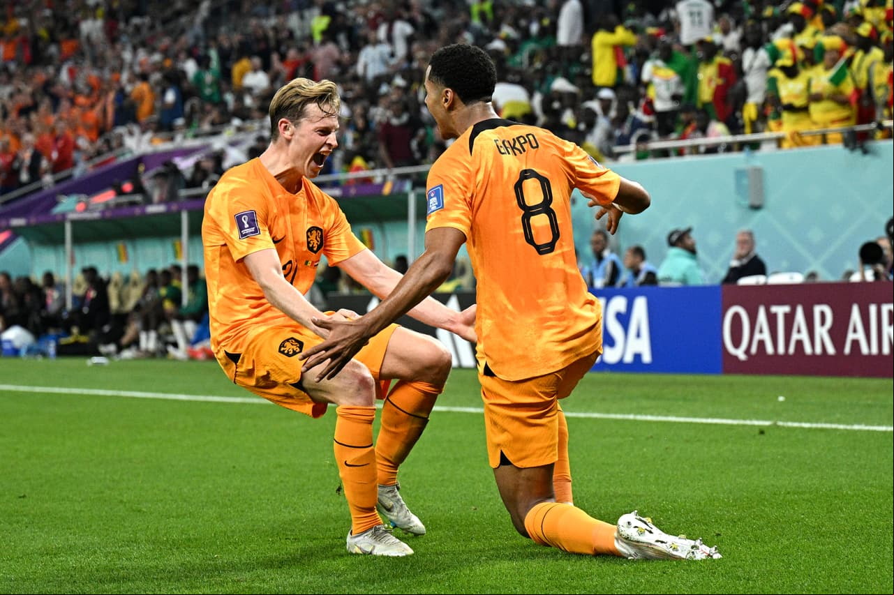La Selección de Holanda sufrió para conseguir la victoria que se le presentó por fin en la segunda mitad gracias a los goles de Gakpo y Klaassen y así empatan con Ecuador siendo líderes en el Grupo A.