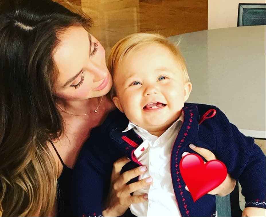 Anahí comparte adorable momento junto a su hijo Manuel