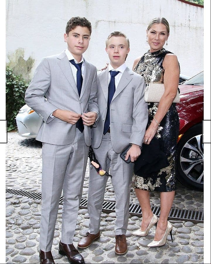 Este año, Leticia y Yadhira asistieron a la boda de Mar Collado, hija del abogado, donde, de acuerdo con People en español, tuvieron un fugaz encuentro.