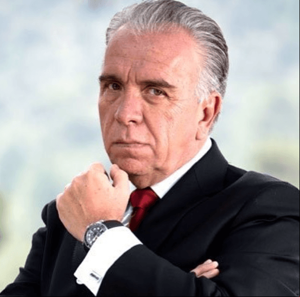 José Elías Moreno no para de trabajar y suma un nuevo proyecto en su carrera.