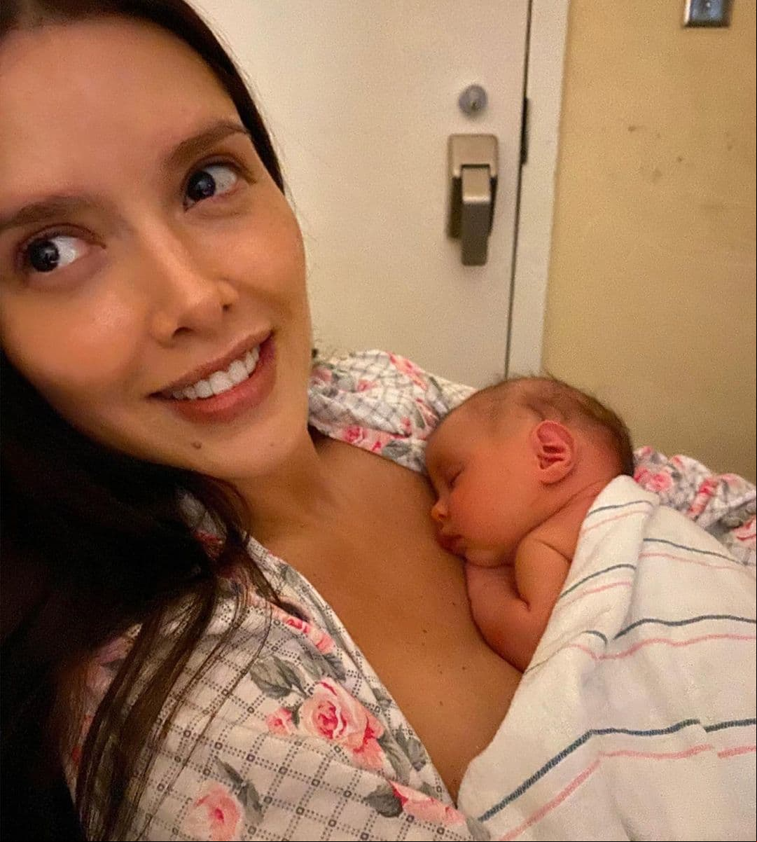 La vida de Marlene Favela se trasformó con el nacimiento de Bella.