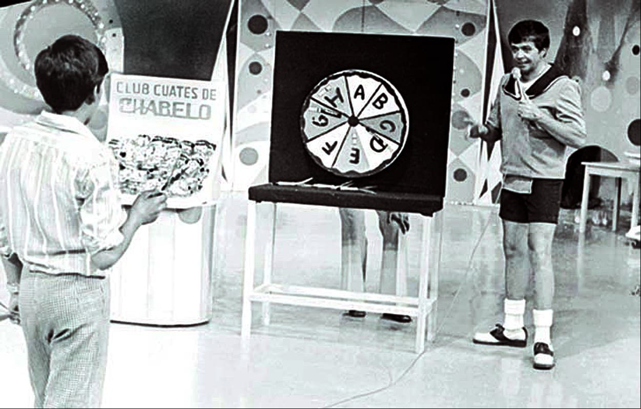 Tras siete años de éxito, ‘La media hora de Chabelo’ llegó a su fin y casi enseguida, en 1968, le llegó la oportunidad de realizar ‘En Familia con Chabelo’.