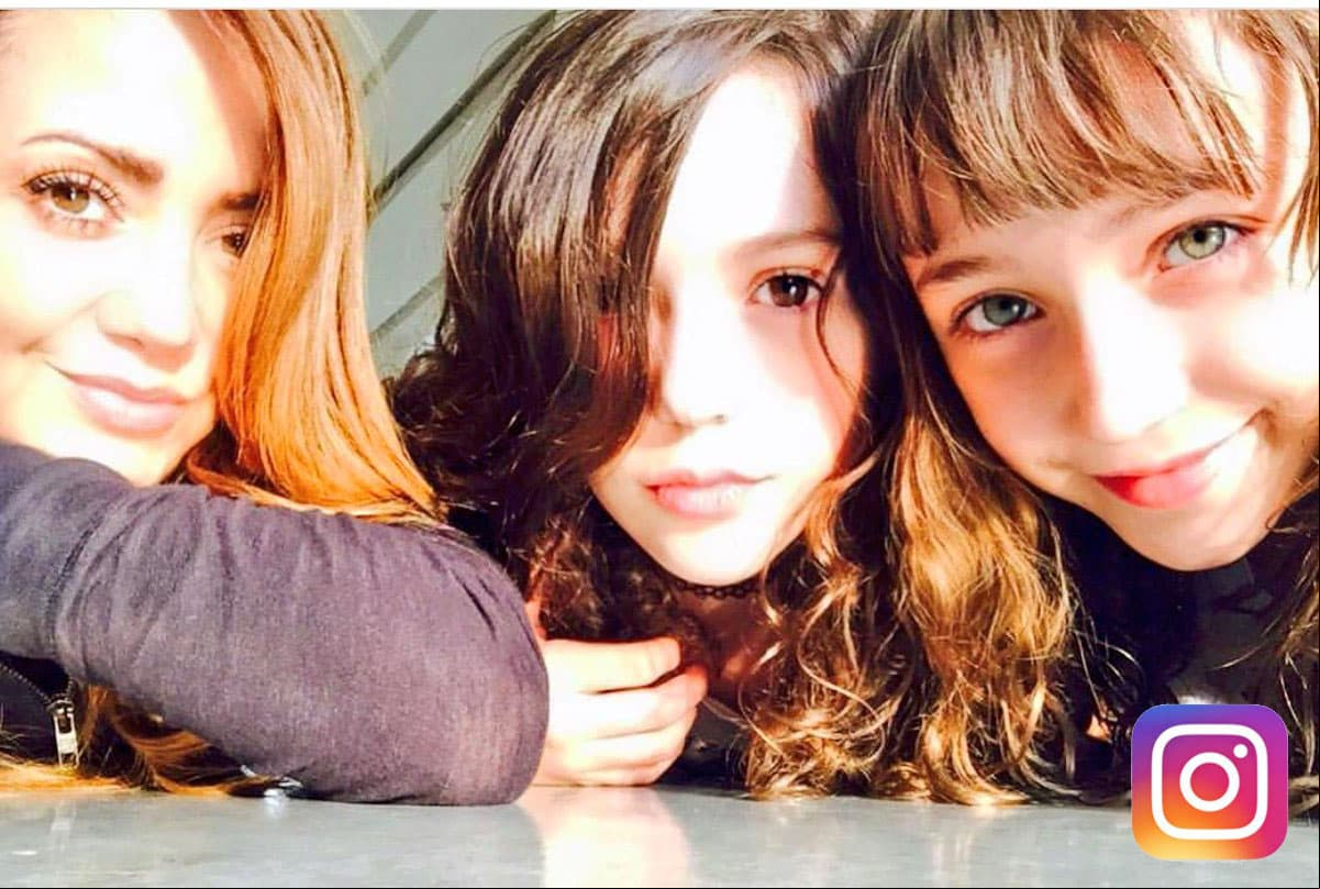 (Instagram) Las niñas han debutado en cine y teatro musical
