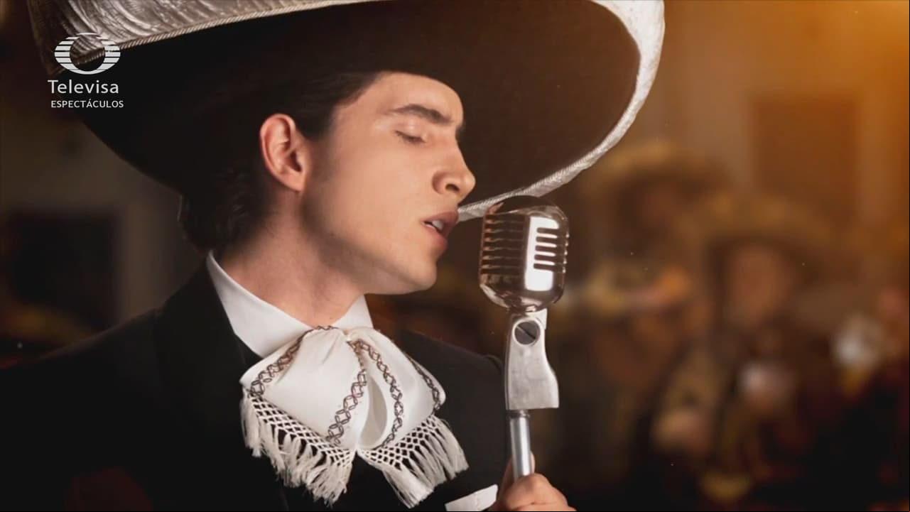 Alex sigue el camino de la música de la dinastía Fernández