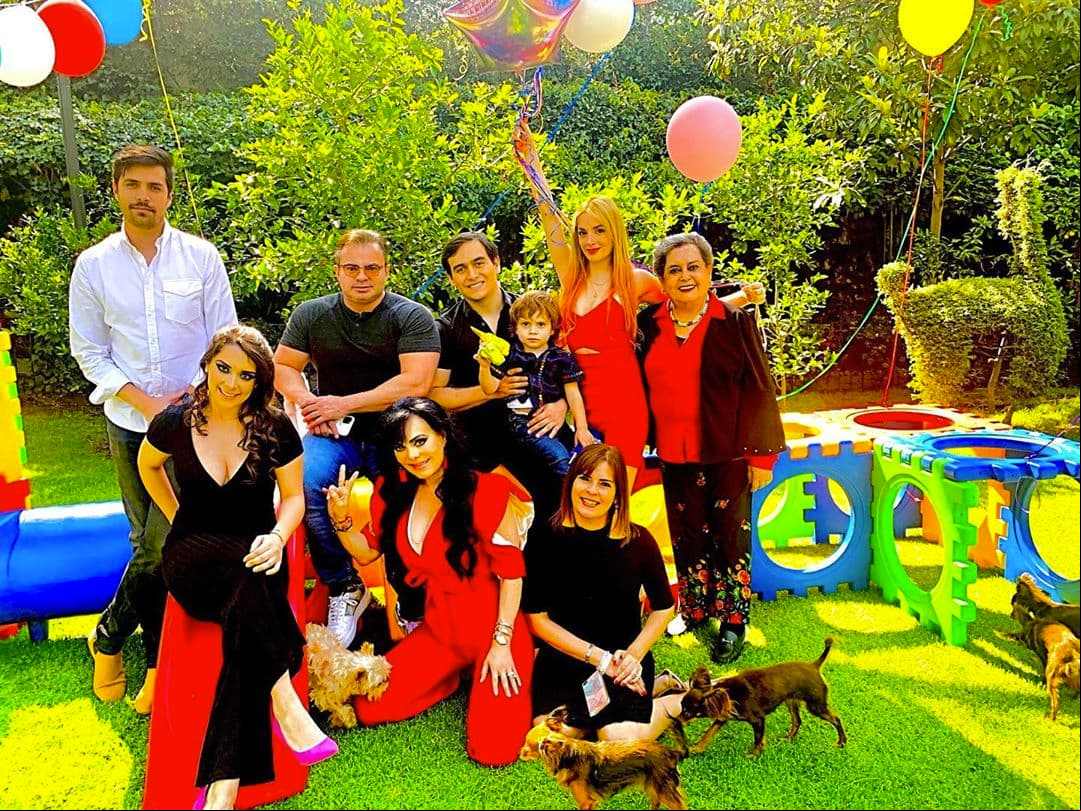 Maribel Guardia celebra el cumpleaños de su hijo Julián y su nieto