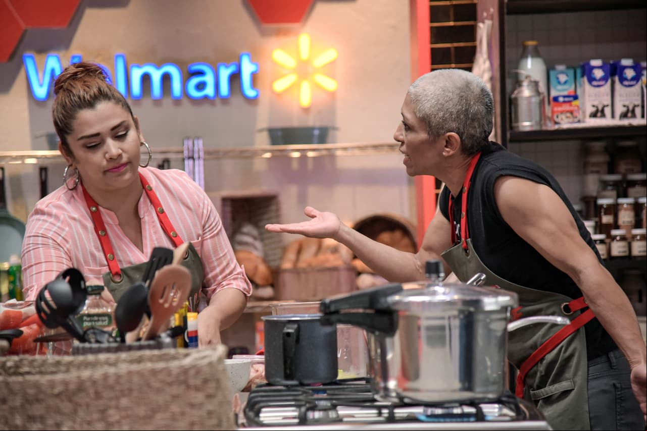 Como plato fuerte de nuestro menú, la familia Bárcenas protagonizó varias discusiones dentro de su cocina, Marcela explotó contra su sobrina Dulce y por un momento las cosas se salieron de control.