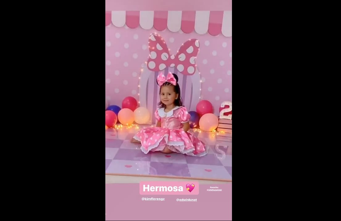 Las imágenes de la hija más pequeña de Edwin Luna y Kimberly Flores se volvieron tendencia en redes sociales, donde los seguidores de la pareja indicaron lo bonita que se veía la menor.