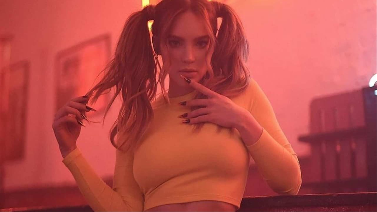 Belinda canta al ritmo de cumbia con Los Ángeles Azules