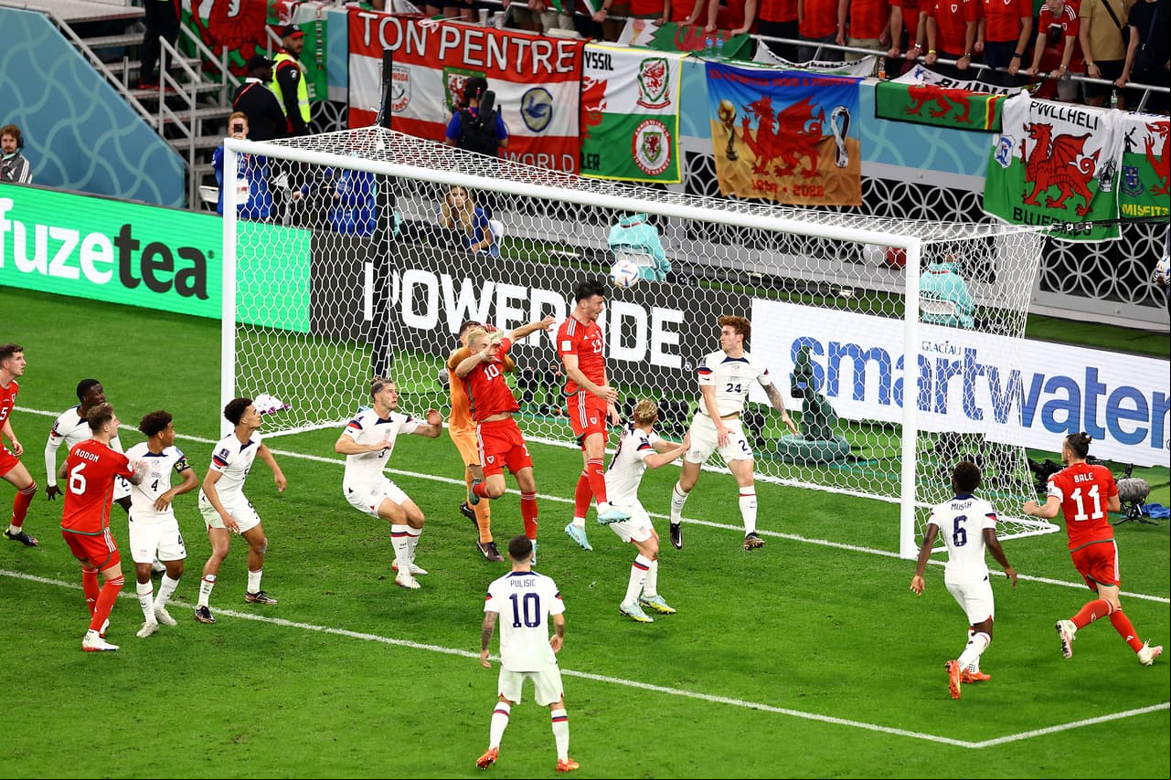 Gareth Bale se convirtió en la imagen que evitó la derrota de Gales ante el Team USA tras un cobro de penalti en el debut de ambas escuadras en Qatar 2022.