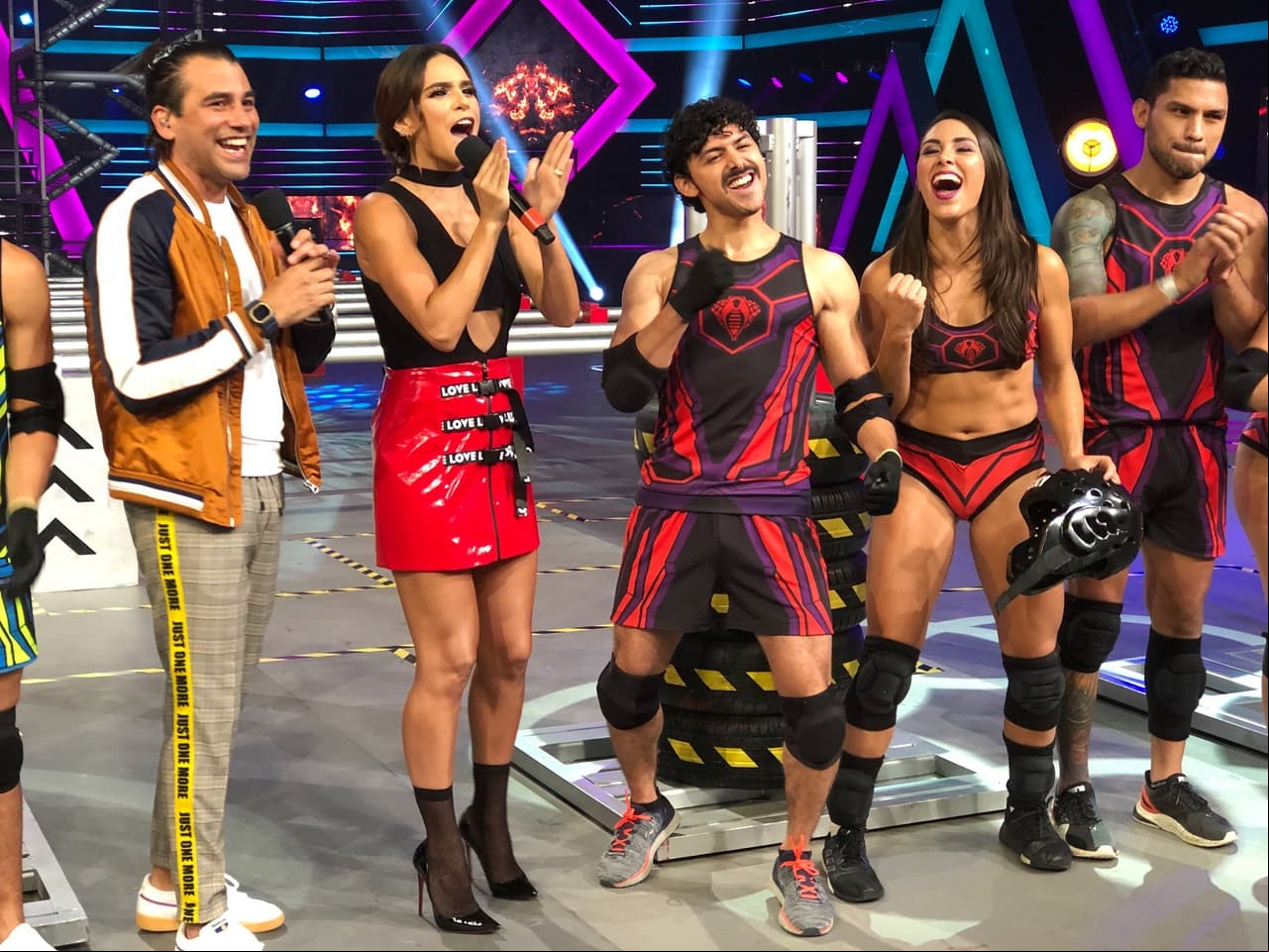 El primer reto lo ganó Cobras en un circuito que se realizó en equipo.