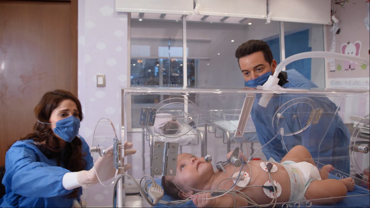'Patricio' presentó a 'Regina' con su bebita. ¡Madre e hija juntas de nuevo!