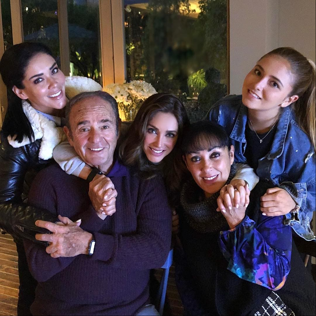 Anahí recibió a toda su familia en Chiapas